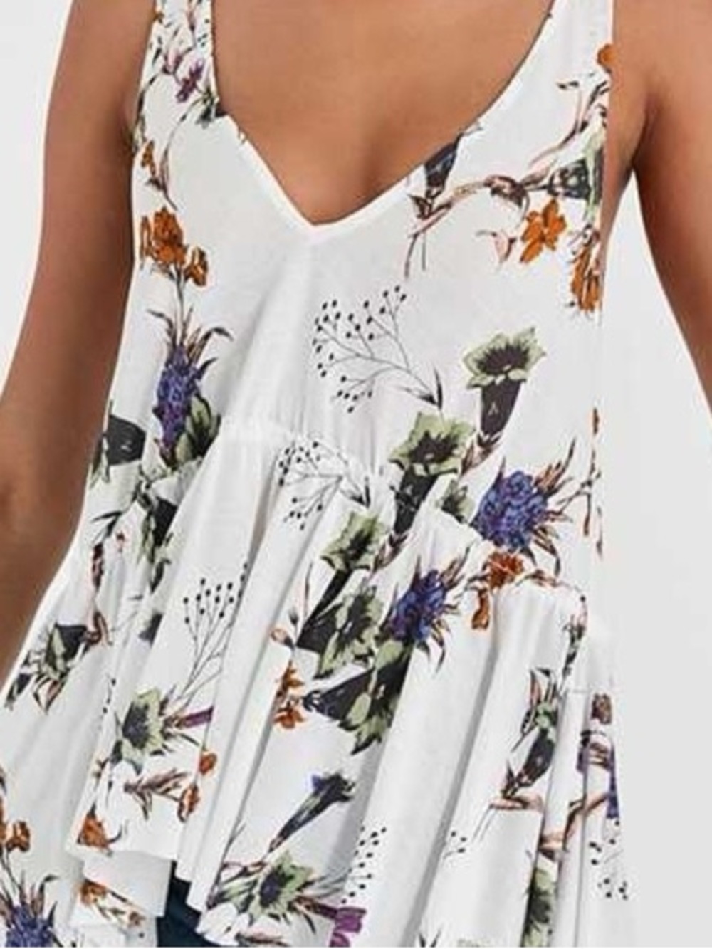 Kimchi Blue White Floral V Neck Tank Top